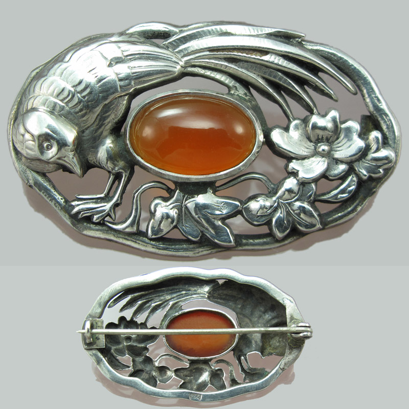 935 Silver Bird pin with carnelian stone